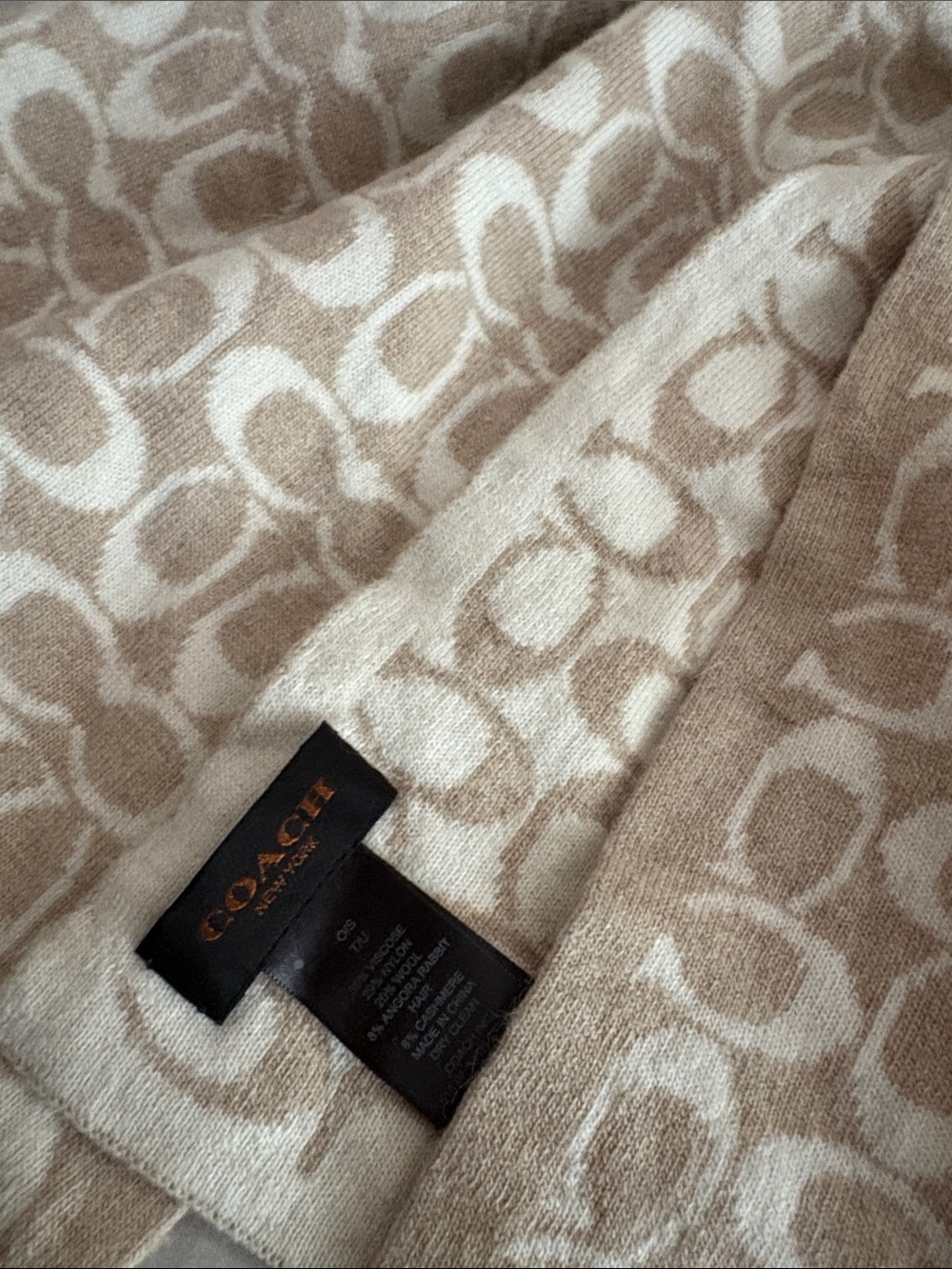Coach  Scarf - Picture 2 of 8